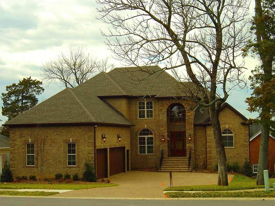 Dramatic new custom home!