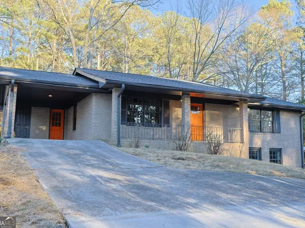 4011 Lake Carlton Rd S, Loganville, GA 30052