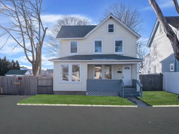 46 3rd Avenue, Huntington Station, NY 11746