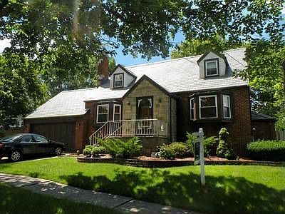 2nd image of 381 Kaplan Ave