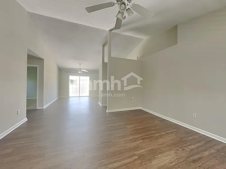 824 N Mossy Rock Rd — Photo 6