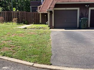 37 Oriole Ln, Howell, NJ 07731