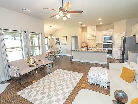 216 Nathan Dr — Photo 13