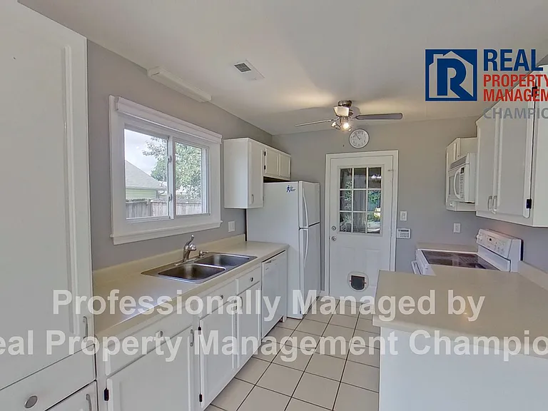 95 Eastgate Dr — Photo 6
