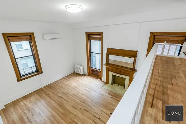 Rented by Bond New York | media 15