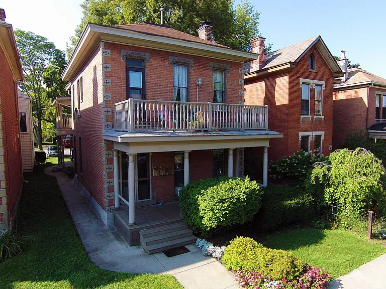 Smith Pl 47 NCR — Photo 1