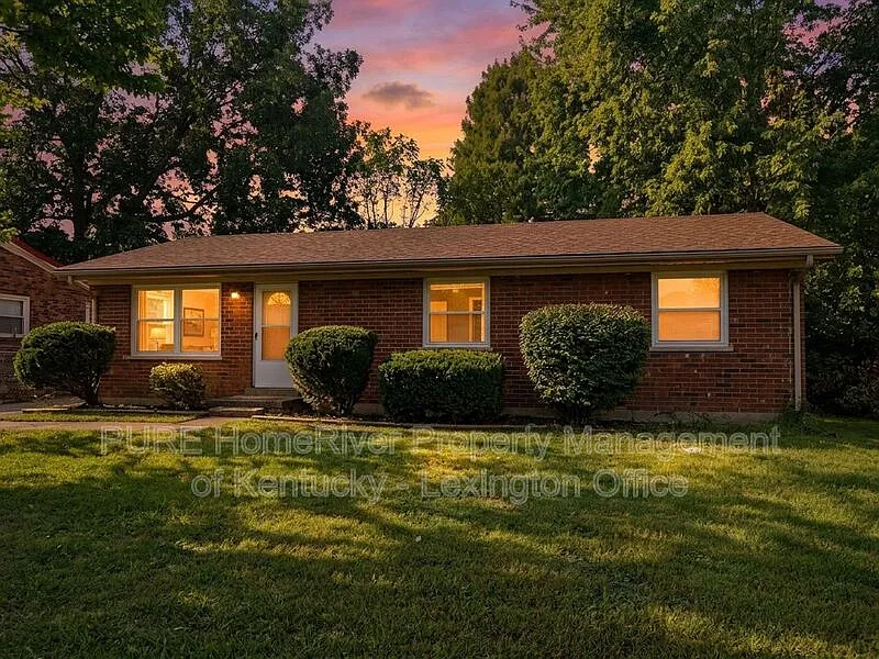 1278 Winburn Dr
