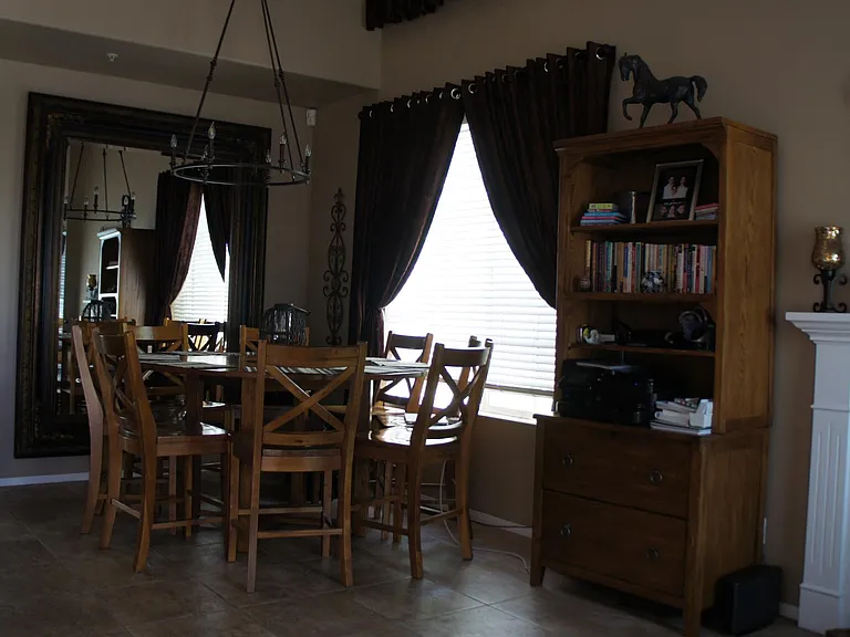 409 Warner St — Photo 6