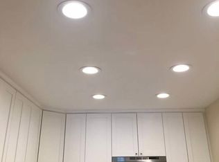 360 Hadleigh Ln, North Brunswick, NJ 08902