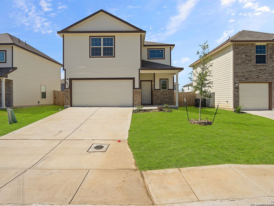 1st image of 2410 Dry Moss Way