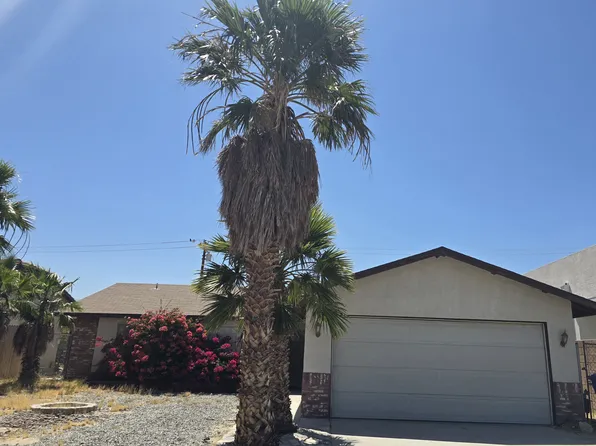 13715 El Rio Ln, Desert Hot Springs, CA 92240