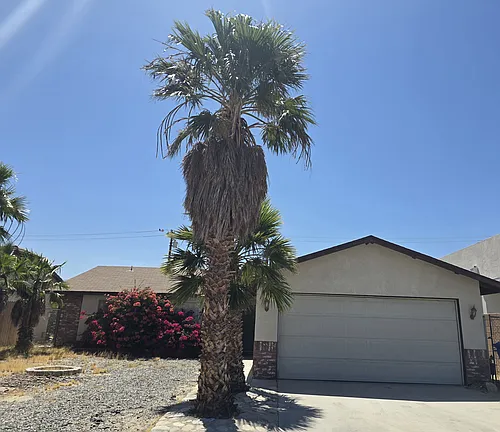 13715 El Rio Ln Photo 1