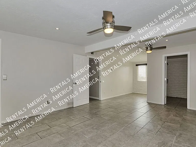 8532 N Rancho Catalina Dr — Photo 16