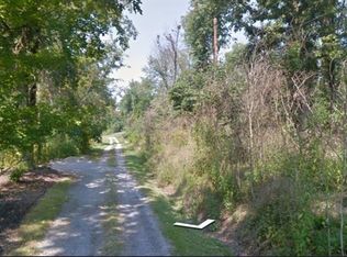 1160 Hoffman Dr, Oakdale, PA 15071