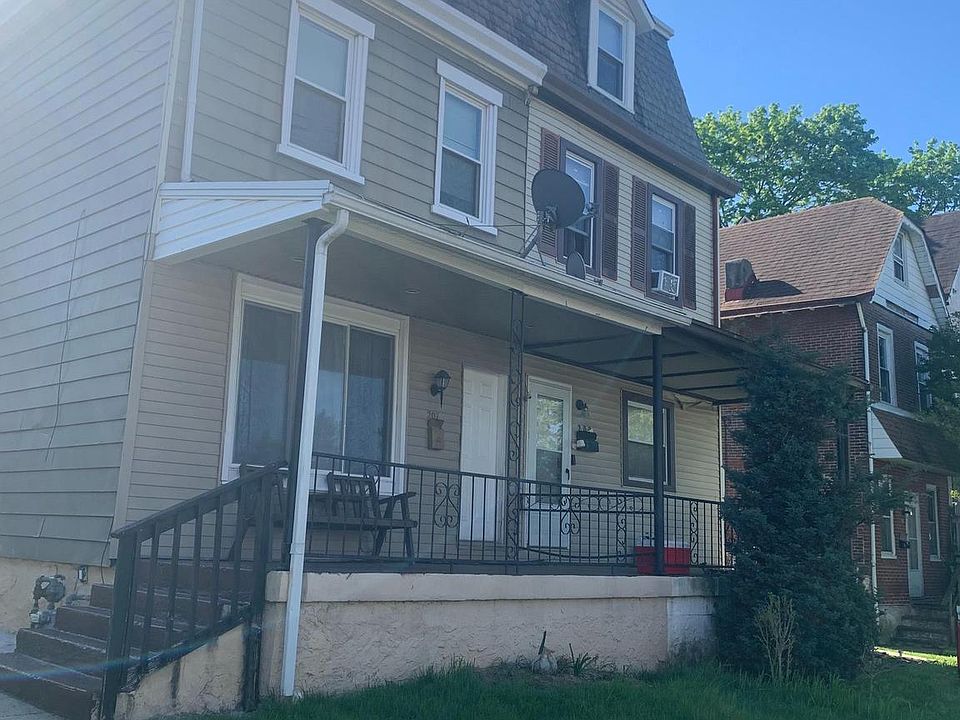 2nd image of 207 S 4th St