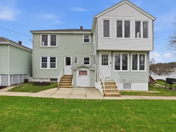 40 Lakeshore Dr, Dracut, MA 01826