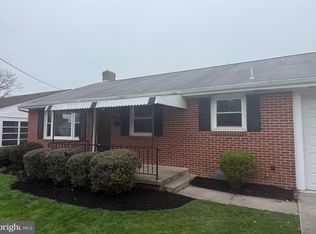 305 S Forney Ave, Hanover, PA 17331