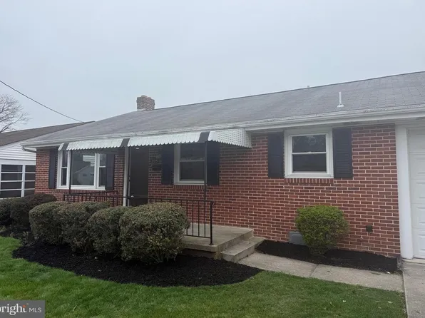 305 S Forney Ave, Hanover, PA 17331