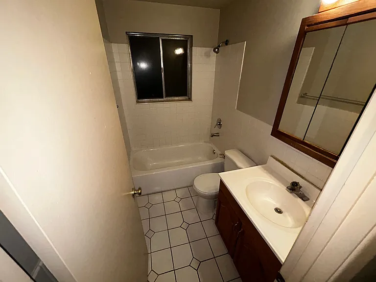 721 Thompson Dr #723-2F — Photo 11