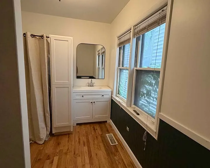 3342 N Whipple St #1 — Photo 5
