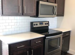 226 SW 7th St, Bentonville, AR 72712