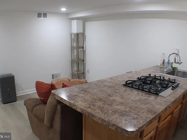 585 Monastery Ave #1 — Photo 16