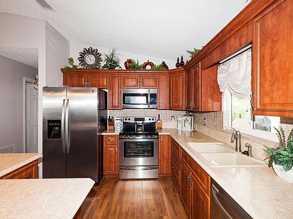 2nd image of 17848 SE 97th Ave