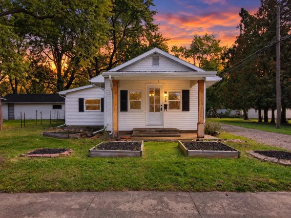 716 Pennsylvania Ave, Alma, MI 48801