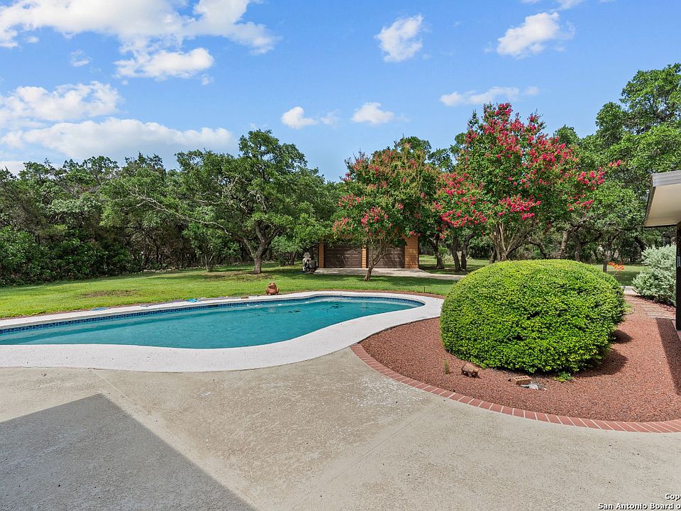 1st image of 8121 GARDEN NORTH DR