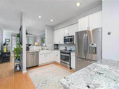 375 Highland Ave NE Unit 303, Atlanta, GA, 30312