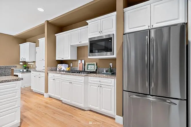 24504 SE 3rd Ct — Photo 13