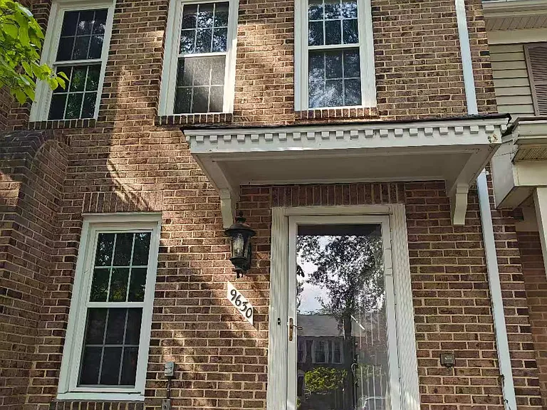 9630 Hillock Ct — Photo 22