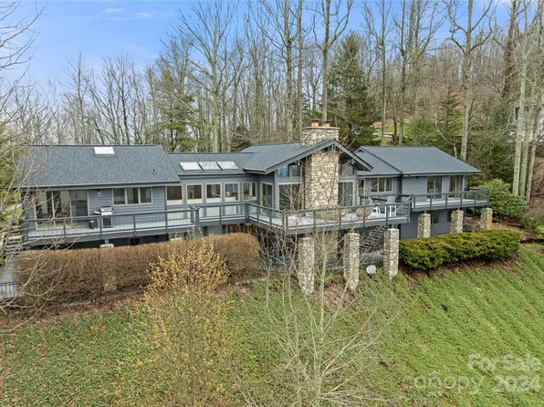 34 Peach Knob Dr, Asheville, NC 28804
