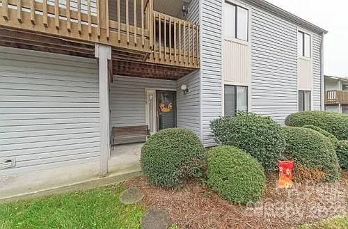 10929 Harrowfield Rd Photo 1