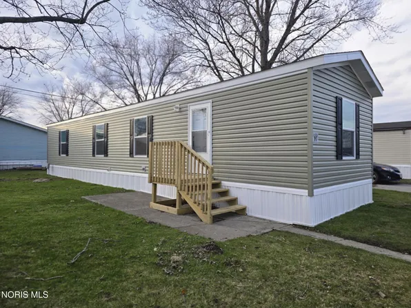 13673 County Rd E #10, Bryan, OH 43506