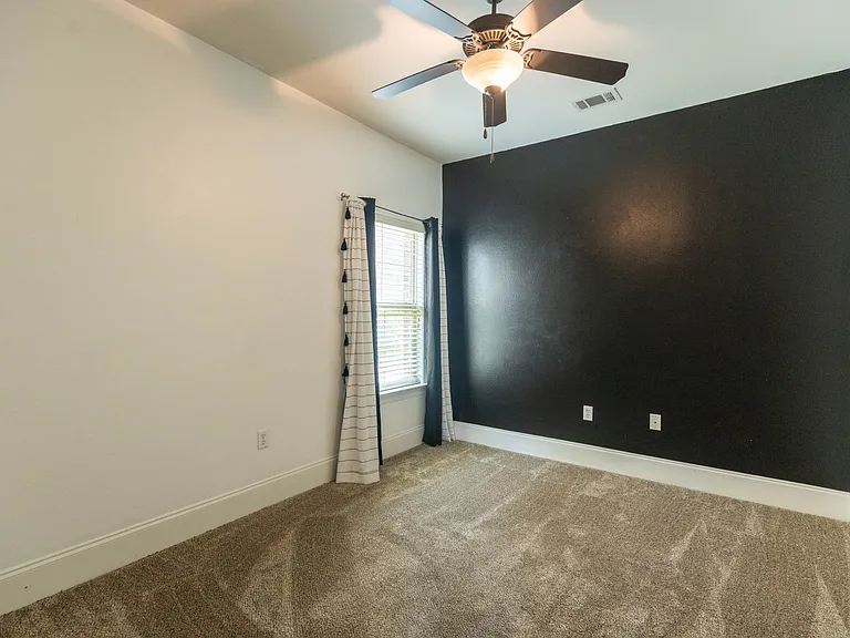 515 Palm Breeze — Photo 13