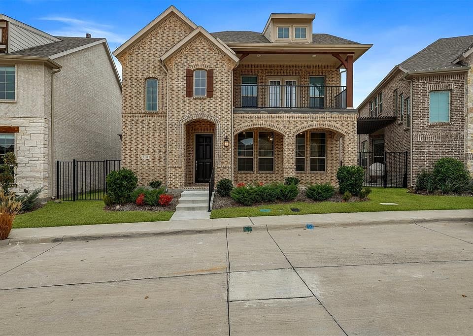 1st image of 2460 Cathedral Dr