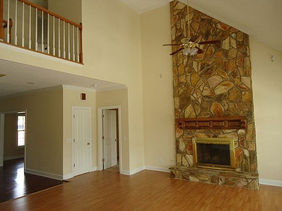2nd image of 155 Twin Lakes Dr