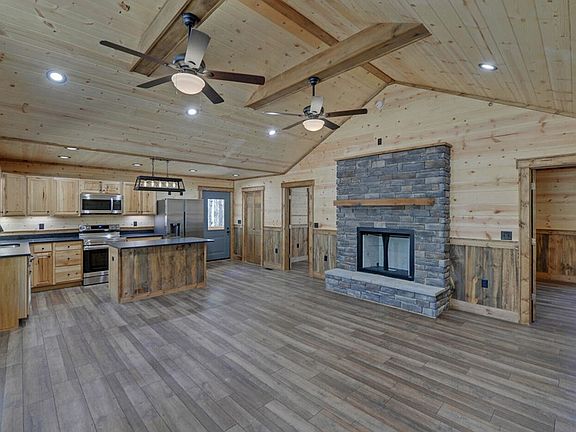 4th image of 313 Burger Rd