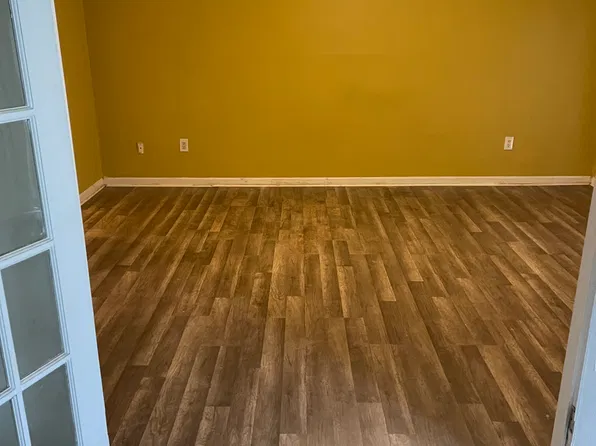 63 Willowick Dr, Lithonia, GA 30038