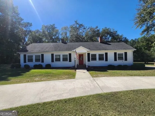 352 S Dugger Ave, Roberta, GA 31078
