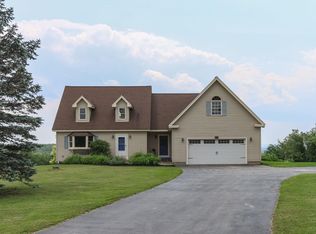 25 Howards Ln, Epsom, NH 03234