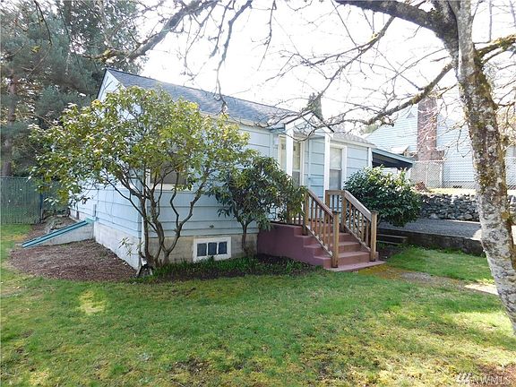 2nd image of 3713 Burwell St
