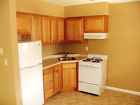 2nd image of 711 W Church St APT 10