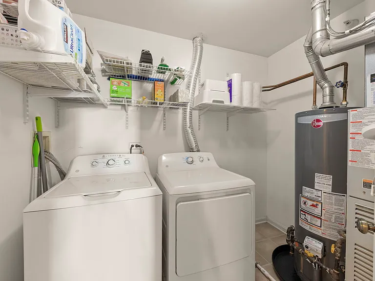 2513 Dickens Dr #2513 — Photo 9