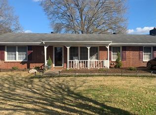 202 Shively Dr, Eden, NC 27288