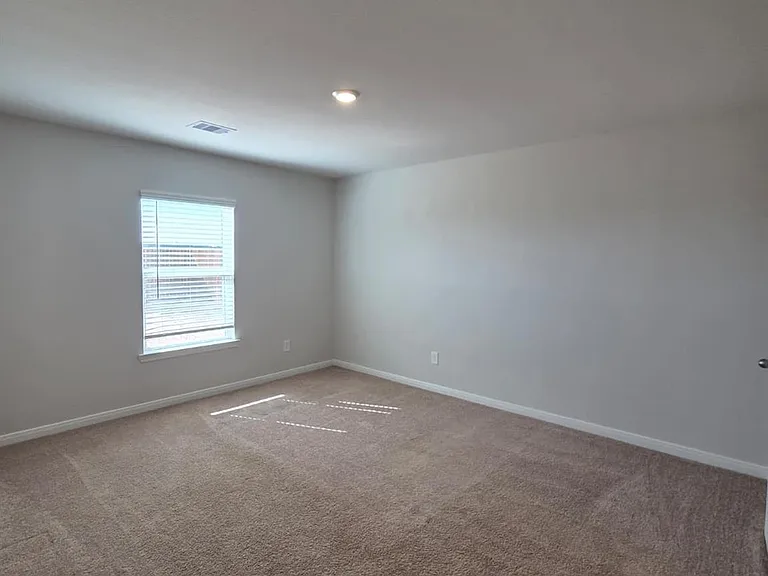 16374 Sweet Grove Dr — Photo 5