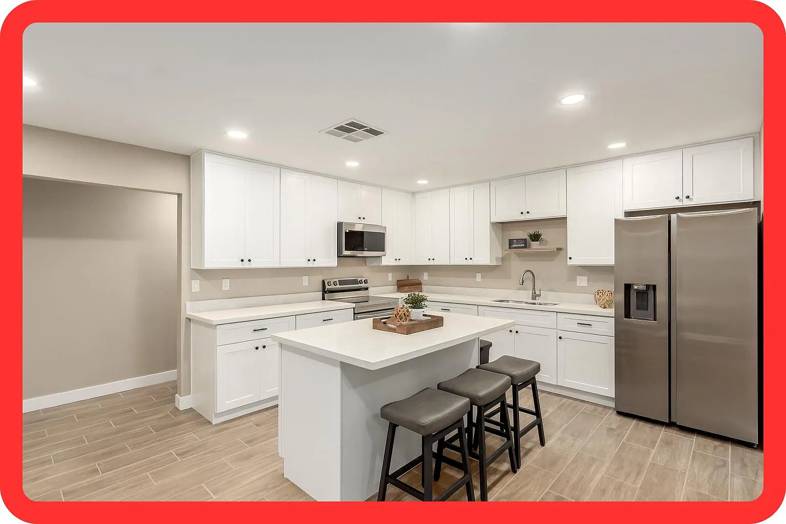 4 bed, 6.0 bath, 2200 sqft, $892 — Photo 3