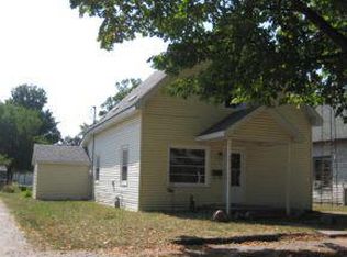 407 E 14th St, Rochester, IN 46975