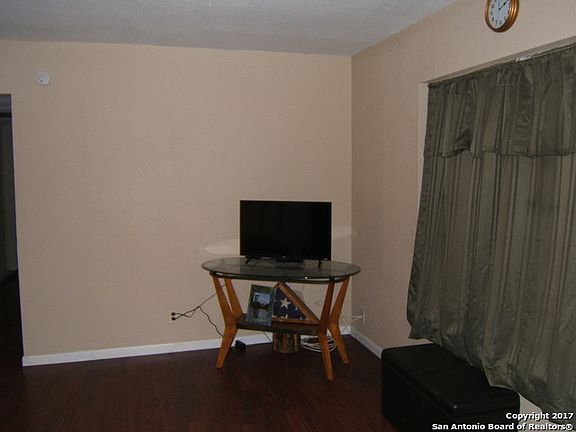 3rd image of 403 Saipan Pl